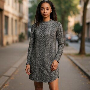 Love Cameron LA Dress Size Small Black Floral Long Sleeve Stretch Mini Bodycon